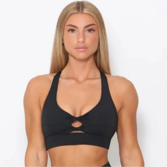 Bombshell Sportswear Twisted Sports Bra Medium Black - Picture 2 of 8